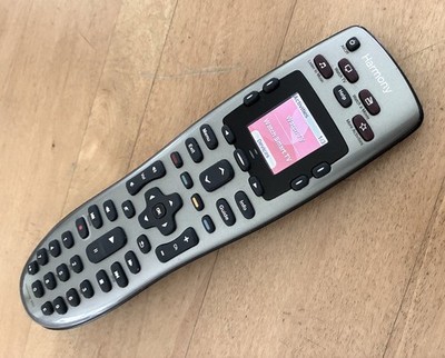 Logitech 650 Harmony  Remote Control  w/ USB programming cable