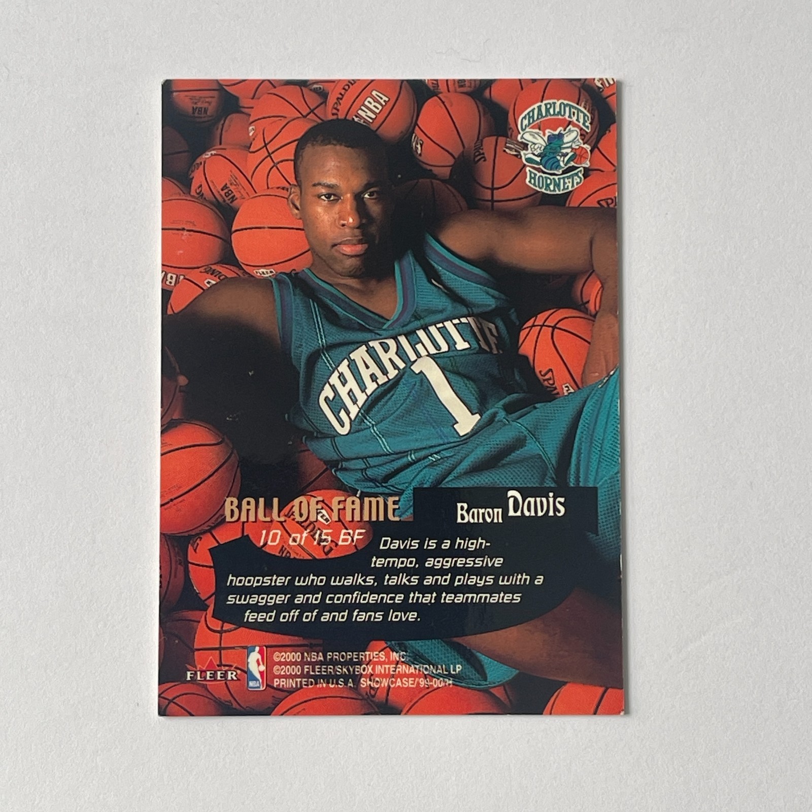 2000 Fleer Showcase #10 Baron Davis Ball Of Fame Hornets Card