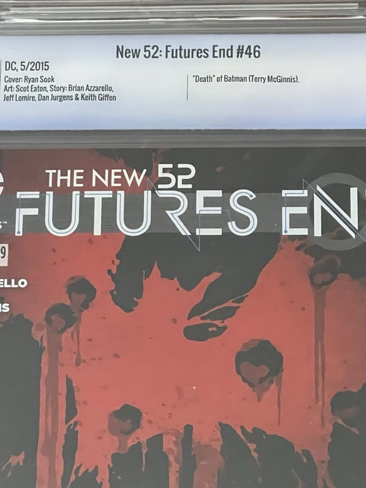 NEW 52: FUTURES END #46 CBCS 9.0 (2015) "DEATH" OF BATMAN (TERRY MCGINNIS) - Image 3 of 4