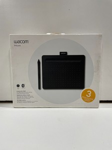 Wacom Intuos Drawing Tablet - Black