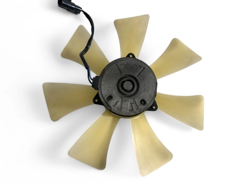 2003 LEXUS IS300 FAN MOTOR WITH BLADE 16363-46050 LEFT DRIVER SIDE OEM 350 #A47 - Image 3 of 4