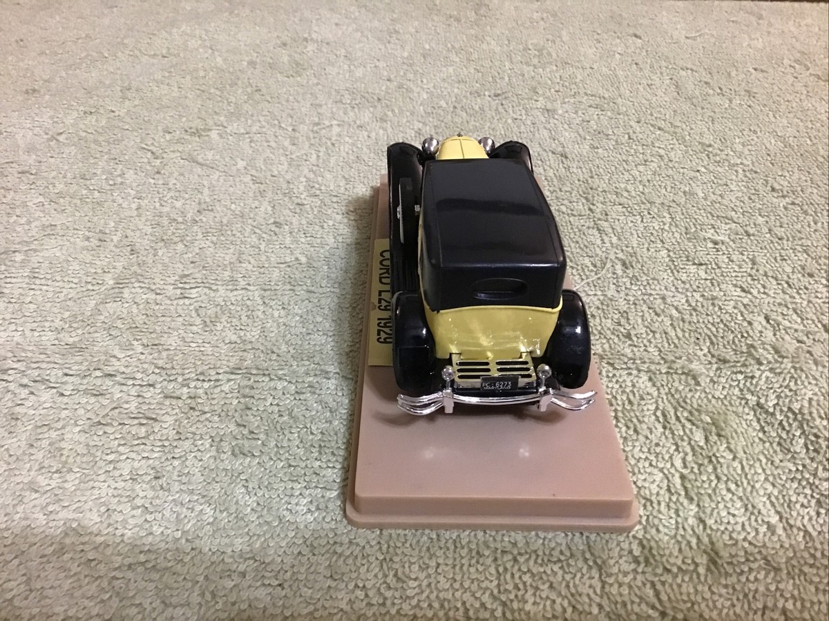 Miniature Voiture CORD L29 1929 Verte Et Noire - Solido Âge D'Or #55 - Occasion