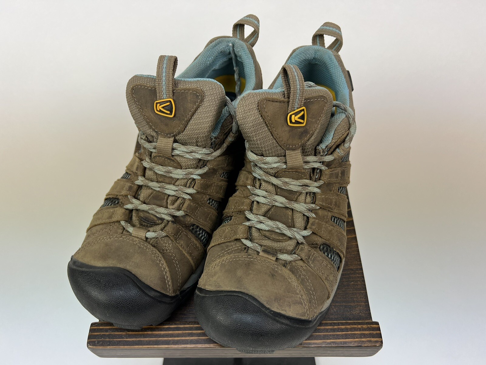 Scarpe da trekking Keen Voyageur da donna taglia US 9 5 blu grigio in pelle