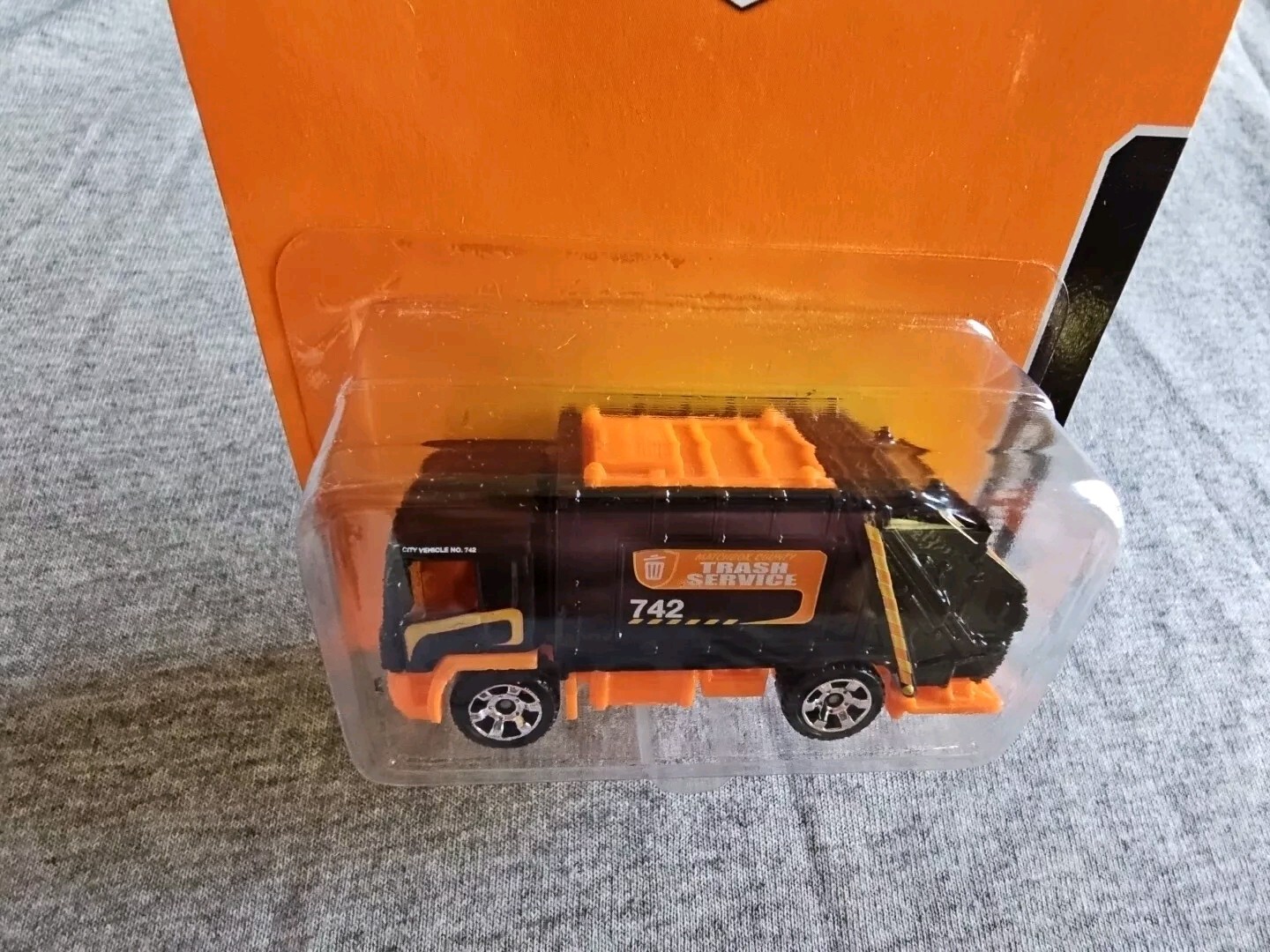 Picture 3 of 5
