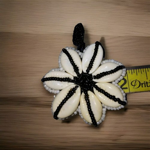Bohemian Shell & Beaded Dangle Earrings Flower Design Jewelry Black & White - Picture 2 of 6