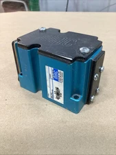MAC VALVES INC 6332D-000-RA / 6332D000RA (USED)