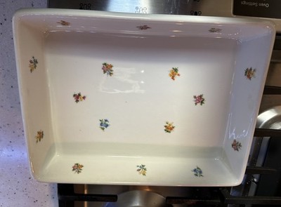 GC Wen Yuen Ceramic Casserole Dish White /Multicolor Flowers