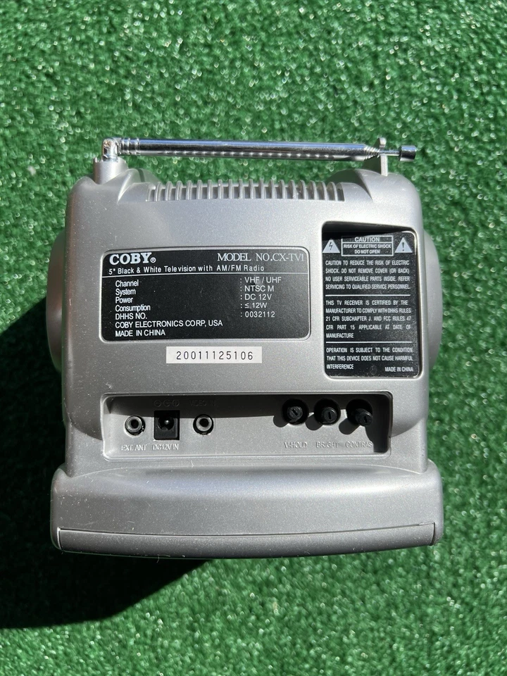Televisión COBY CX-TV1 5" en blanco y negro - Radio AM/FM *NO PROBADA - con cable de alimentación Foto 4 de 4