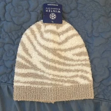 Winter Essentials Cozy Unisex Beanie Hat  NEW