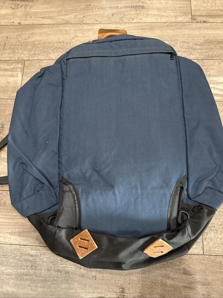 复古 Jansport World Traveler 可调式背包行李箱,24 岁旅行 — 第 2/2 张图片