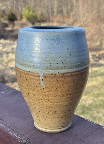 Vintage signierte Ken Schlitter Vase gesprenkelt blau 7" Steinzeug Studio Kunstkeramik