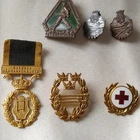 Sweden patriotic badges - beautiful lot.