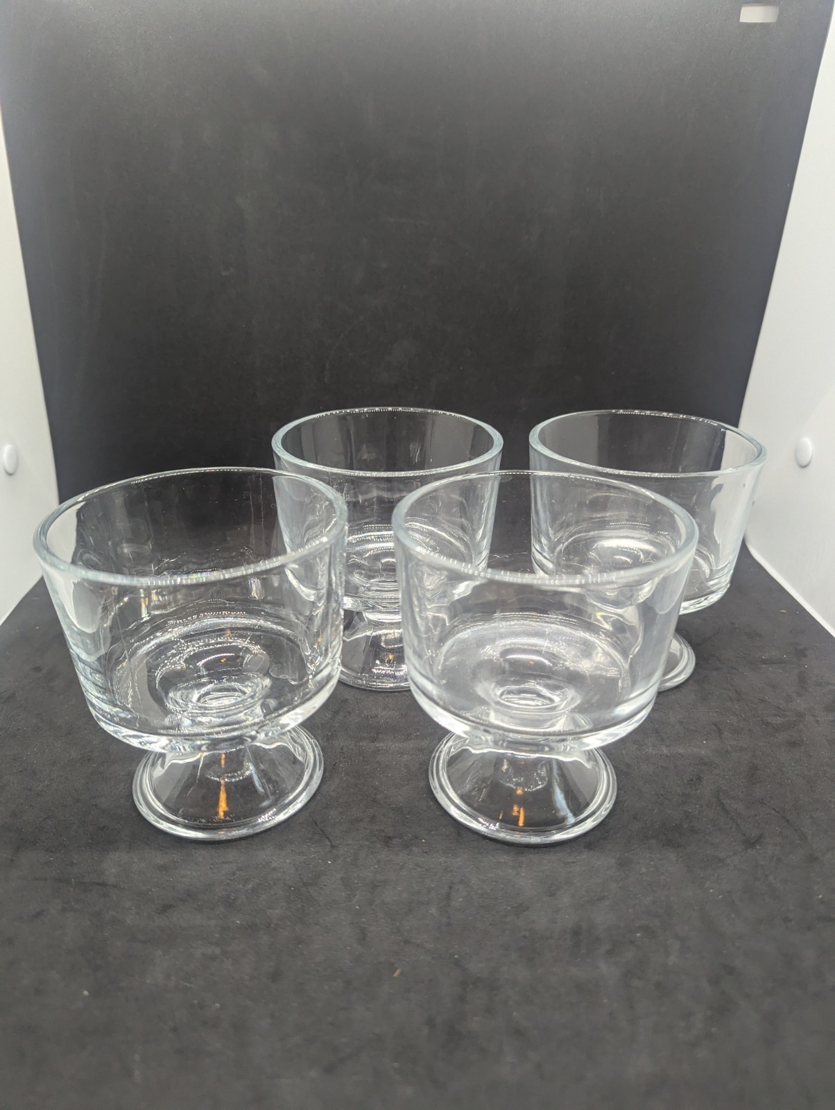 Anchor Hocking 4-Piece Glass Trifle Bowl Set with 3.5-Inch Footed Bases