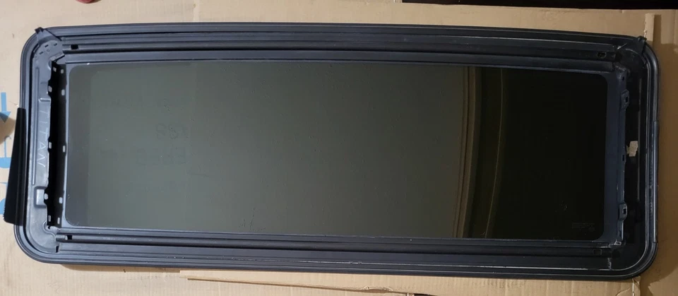 Nissan Armada 2005-2012 OEM techo corredizo techo corredizo ventana vidrio Foto 2 de 4