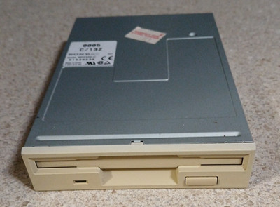 Sony MPF920-C  3.5'' Internal Floppy Disk Drive C/13Z