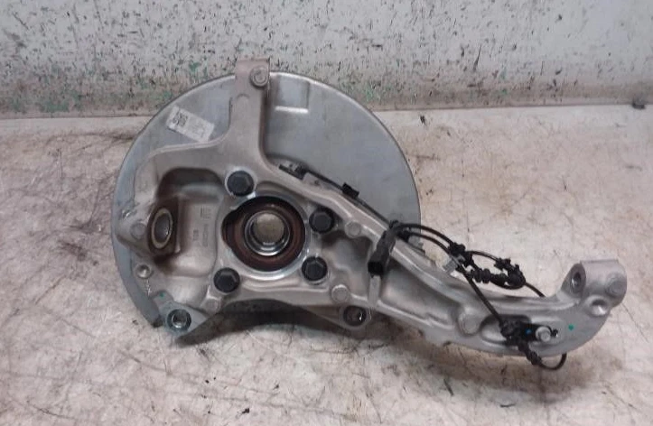 2021-2024 Chevrolet Tahoe Front Right Passenger Spindle Knuckle - Image 3 of 3