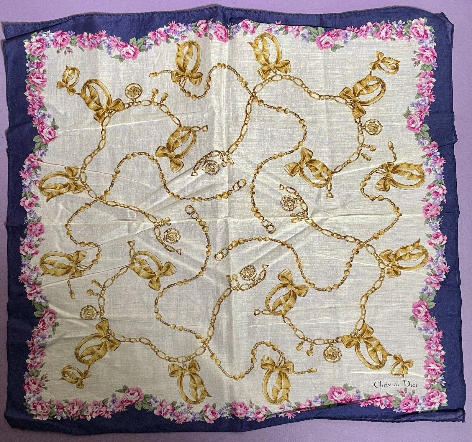 Chaîne en or logo vintage Christian Dior nœud papillon de poche foulard floral NEUF