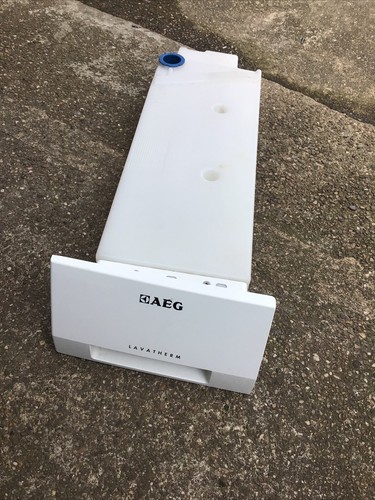 AEG 75280AC Kondenstrockner Trinkflaschenschublade