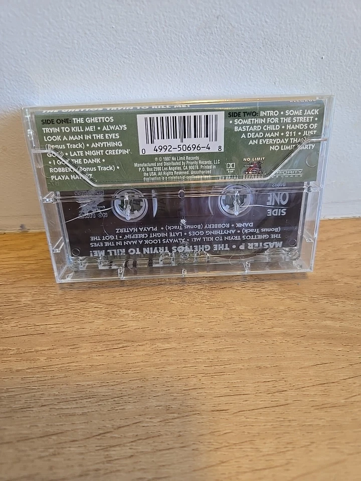 MASTER P The Ghettos Tryin To Kill Me! limited collectors edition Cassette RARE — 第 2/4 张图片