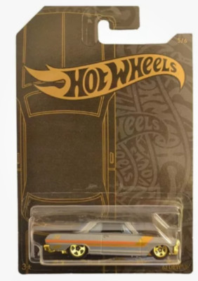 Hot Wheels 51st Anniversary Satin and Chrome 63 Chevy II 1 64 Scale - Brandneu