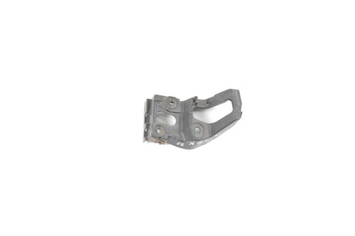 Fender mounting bracket