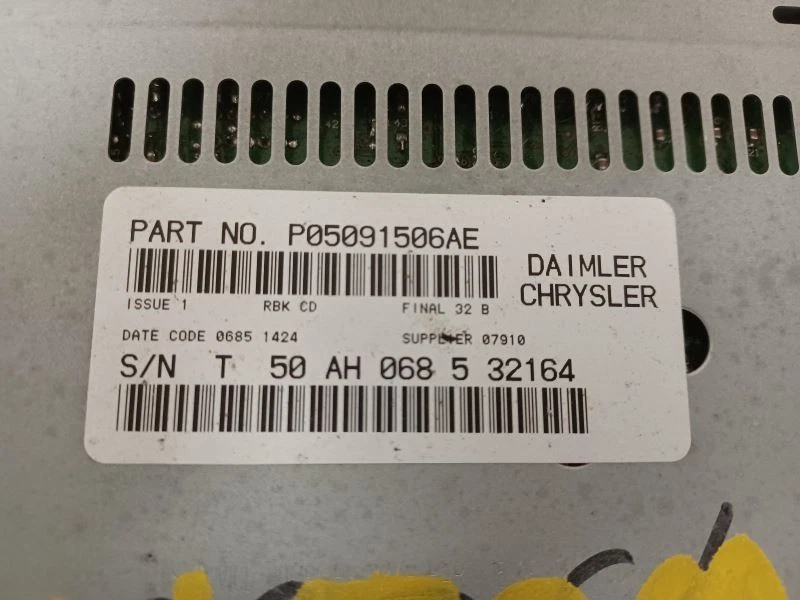 Equipo de audio receptor de radio identificación de radio Rbk compatible con 02-07 caravana 1279500 Foto 2 de 4