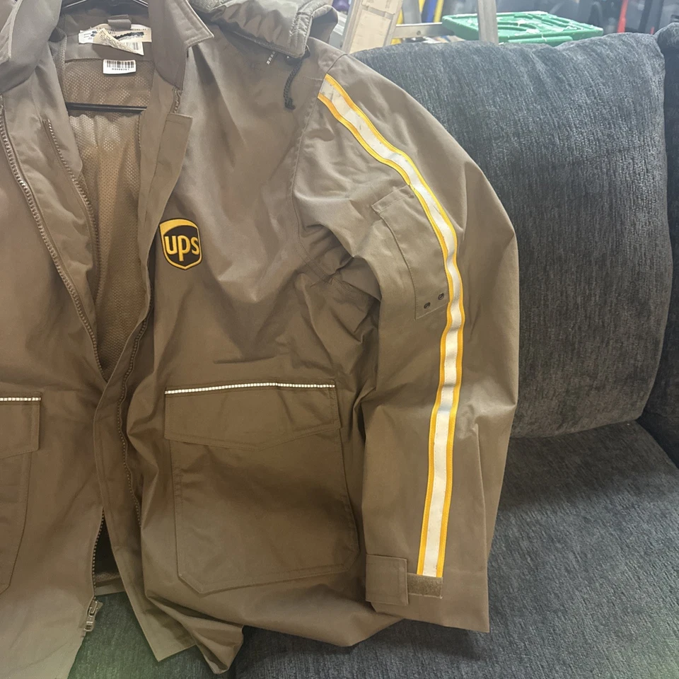 Vintage UPS Windbreaker Jacket Mesh Lined XL GA Rivers Reflective Sleeves #1836 - Image 3 of 4