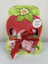 Strawberry Shortcake Super Soft Plush Throw Blanket 46  x 60  w/ collectible box