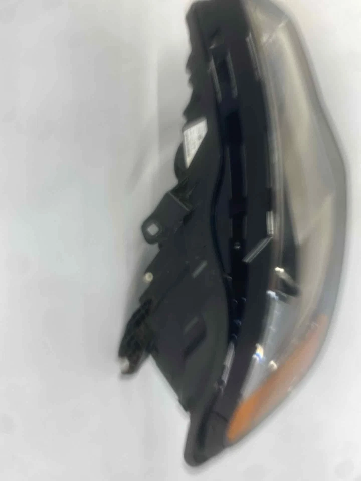 Used Right Headlight Assembly fits: 2012 Audi A6 xenon HID LED running lamps sel - Image 4 of 4