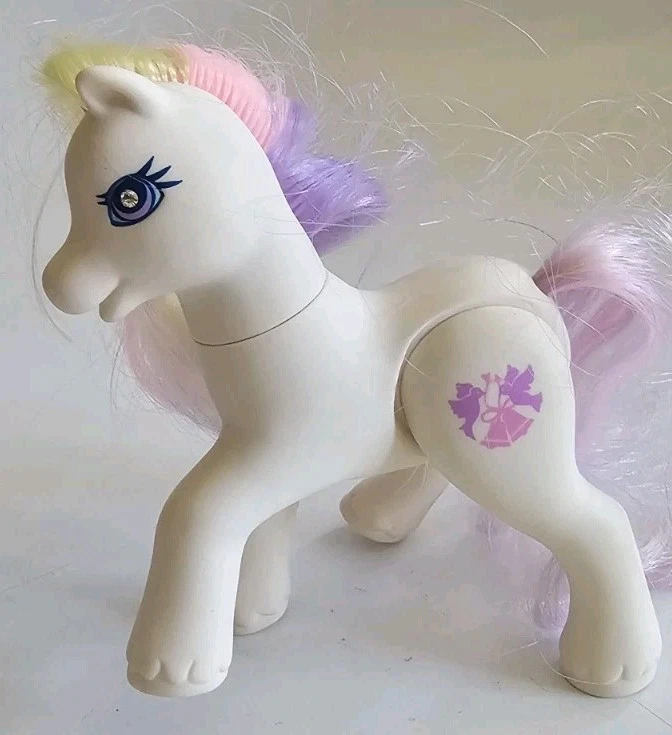 Preços baixos em Figuras de ação Hasbro My Little Pony 1990-1999