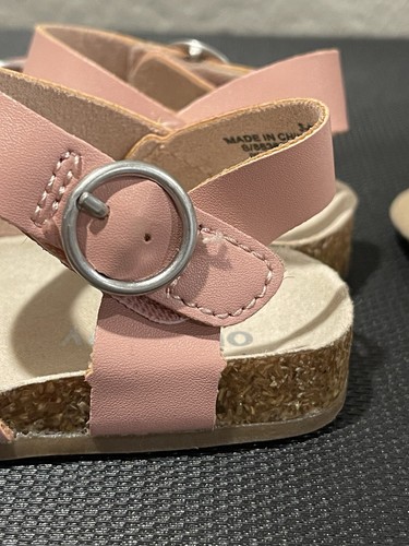 Infant Girl Sandals, Lot Of 2, Old Navy Pink Sz 10/myggpp White Sz 11, Cute - Picture 14 of 19
