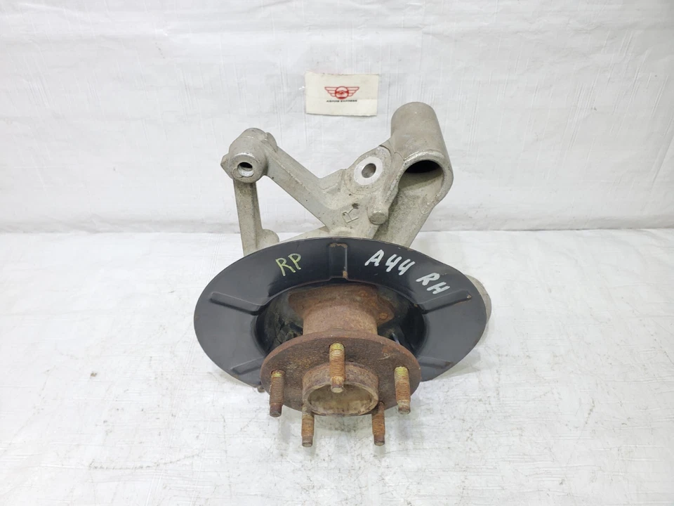 Chevrolet Malibu 2004-2012 eje trasero derecho pasajero nudillo buje de rueda OEM Foto 2 de 4