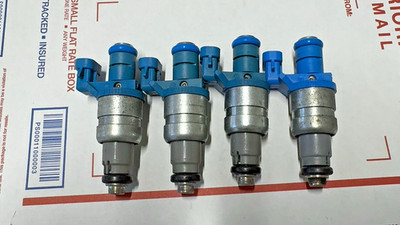 2003-2005 Saab 9-3 2.0 I4 Siemens Fuel Injectors  12790825 genuine