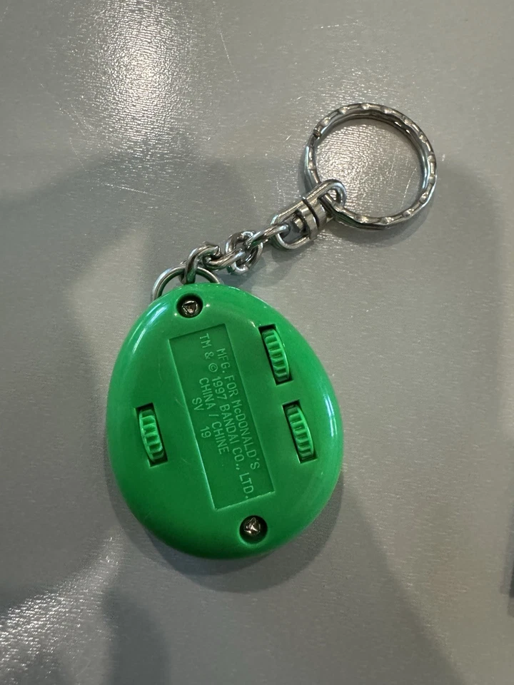 Tamagotchi McDonald’s Happy Meal Toy Keychain Green Vintage 1997 - Image 3 of 3