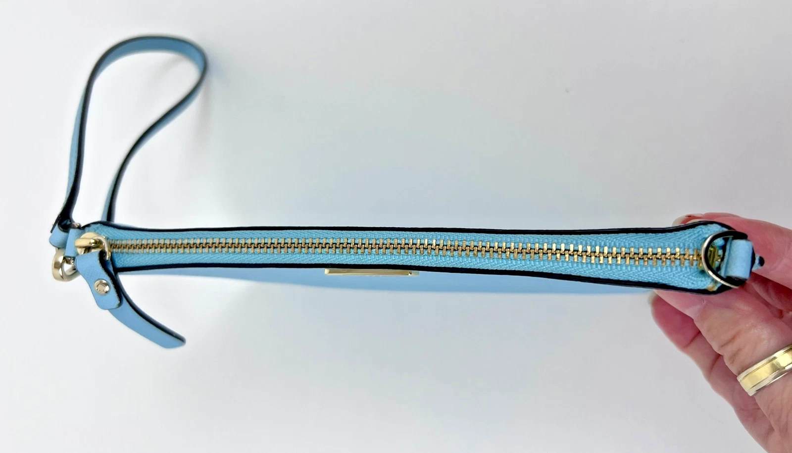 Kate Spade mini borsa da polso in pelle Newbury Lane Lolly WLRU1770 blu chiaro