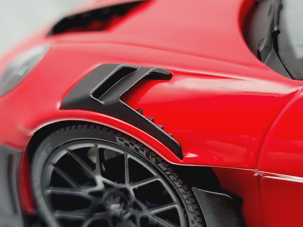 Minichamps Porsche 911 (992) GT3 RS 2023 Red & Black Diecast Minichamps Porsche 911 (992) GT3 RS 2023 Red & Black Diecast