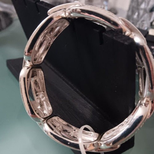 NAPIER Mod/Contemporary Shiny Silver Smooth & Twisted Texture Stretch Bracelet - Picture 2 of 5