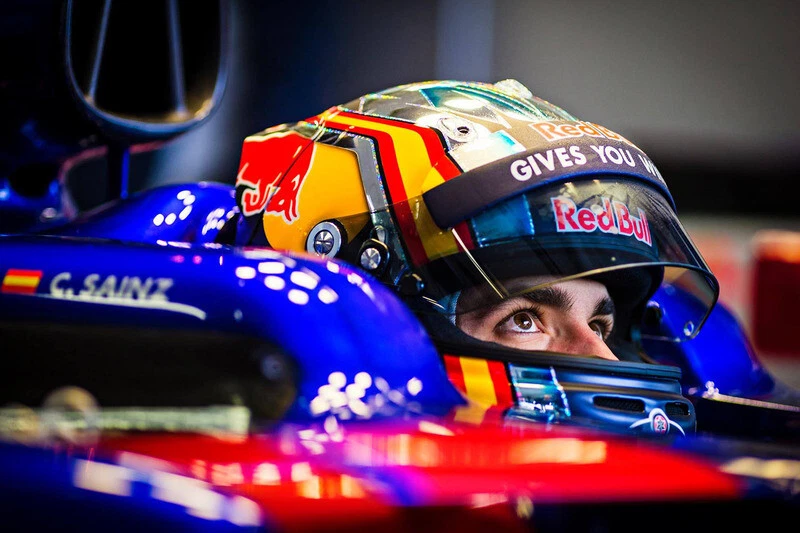 NEW RARE 1:5 Casco Helmet F1 CARLOS SAINZ 2017 TORO ROSSO SPARK no Minichamps - Immagine 2 di 4