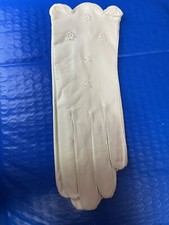 VINTAGE LADIES WASHABLE LEATHER GLOVES  WHITE SIZE 7 NEW WESTERN GERMANY