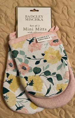 Badgley Mischa Set Of 2 Mini Mitts Pot Holders Pastel Floral Pink Yellow Green