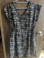 XXI Elastic Band Wasted Geometric Mini Dress Size M