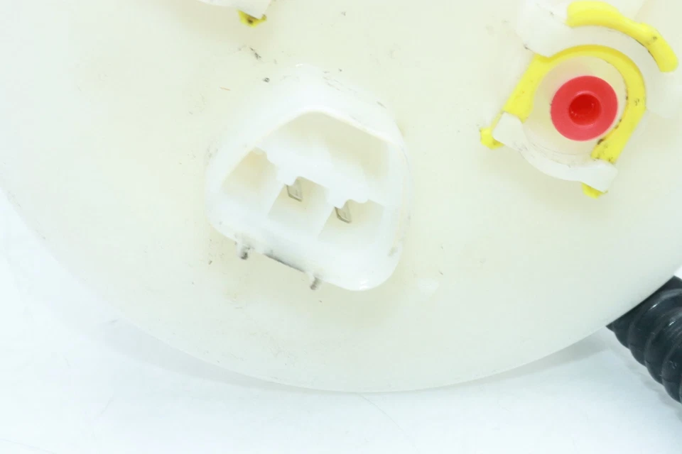 Lexus GS300 2006 tanque trasero unidad de envío de combustible sensor T2237 Foto 4 de 4