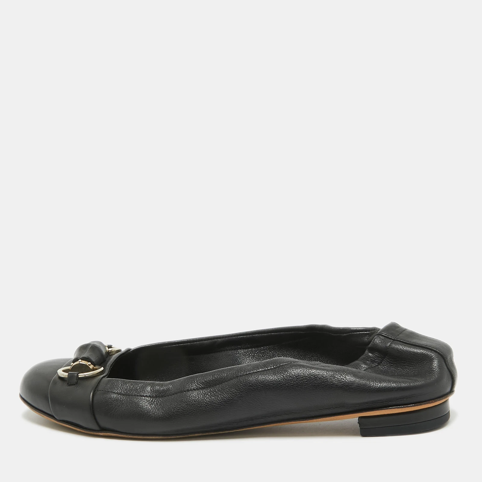 Plats plats de ballet en cuir noir Gucci taille 37