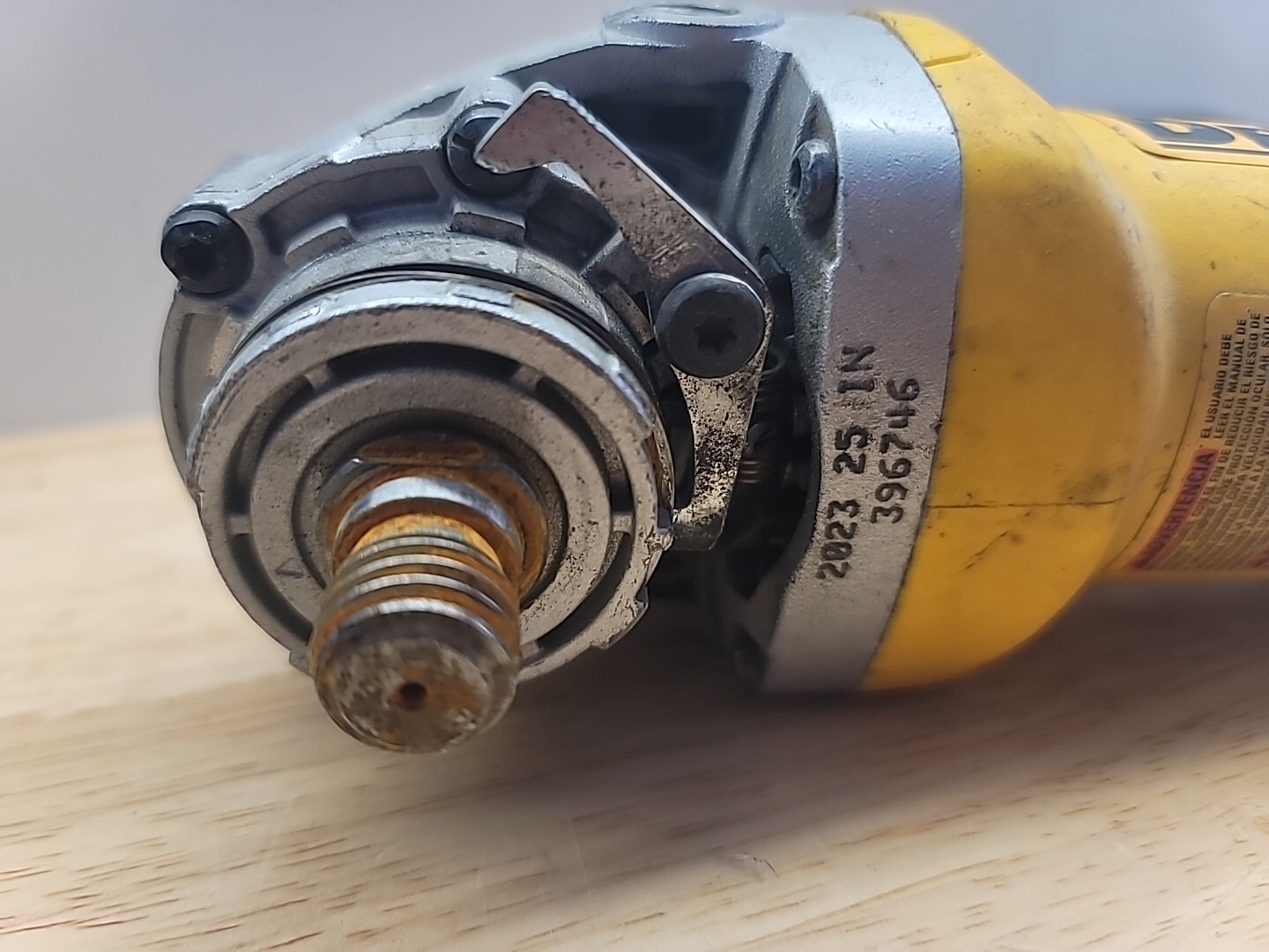 Angle Grinder, 4.5 Inch, 11 Amp, With Paddle Switch (DWE402), Black