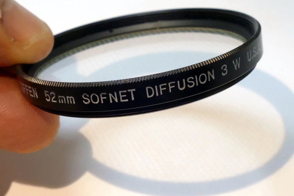 Tiffen Filter 52mm SOFTNMET White Diffusion 3 W Soft Focus for portraiture - Image 3 of 4