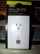 Living Solutions Charging Station With 2 USB Ports & 1 AC Outlet Wall Plate New