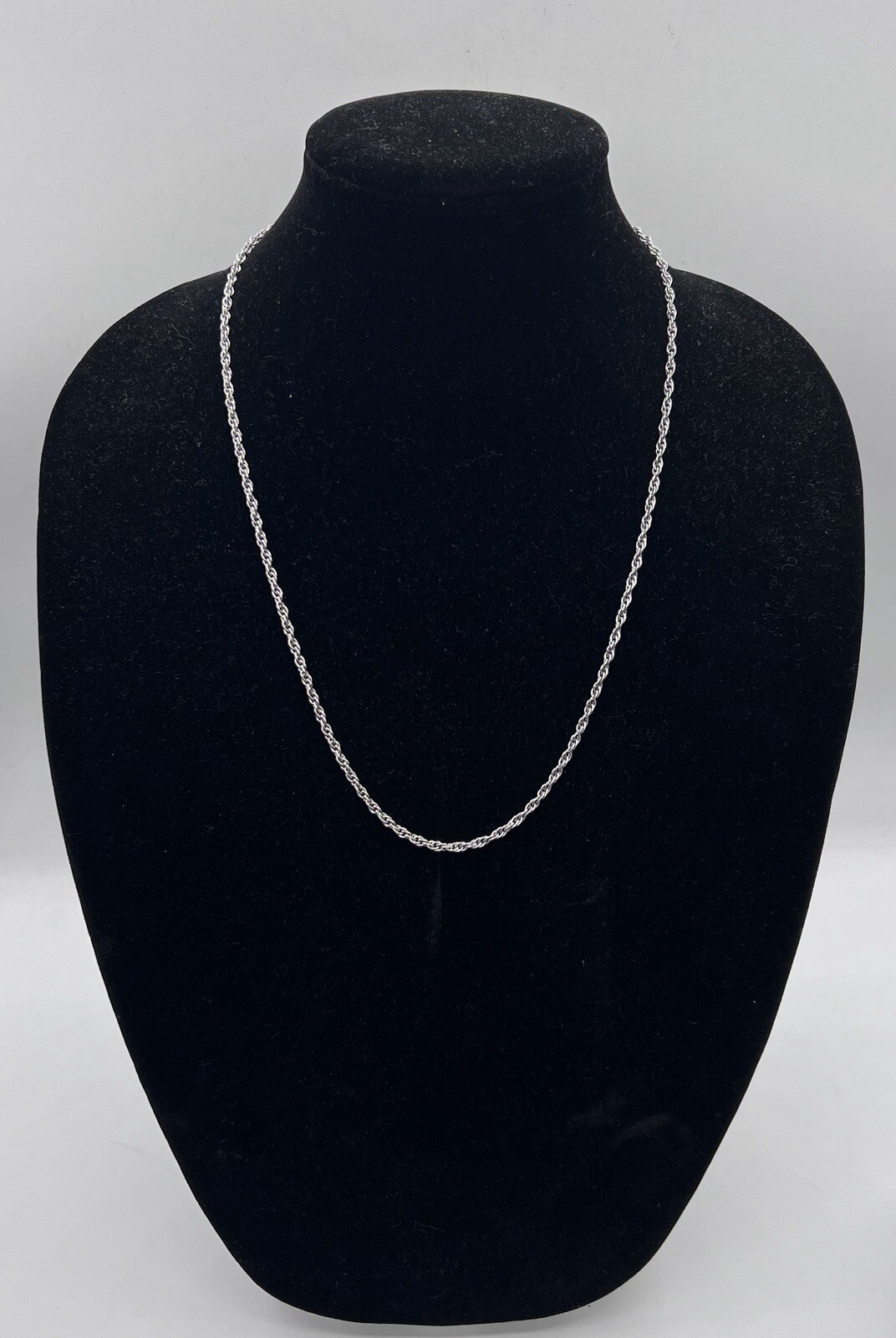 James Avery Retired Sterling Silver Rope Chain (24”) Gem