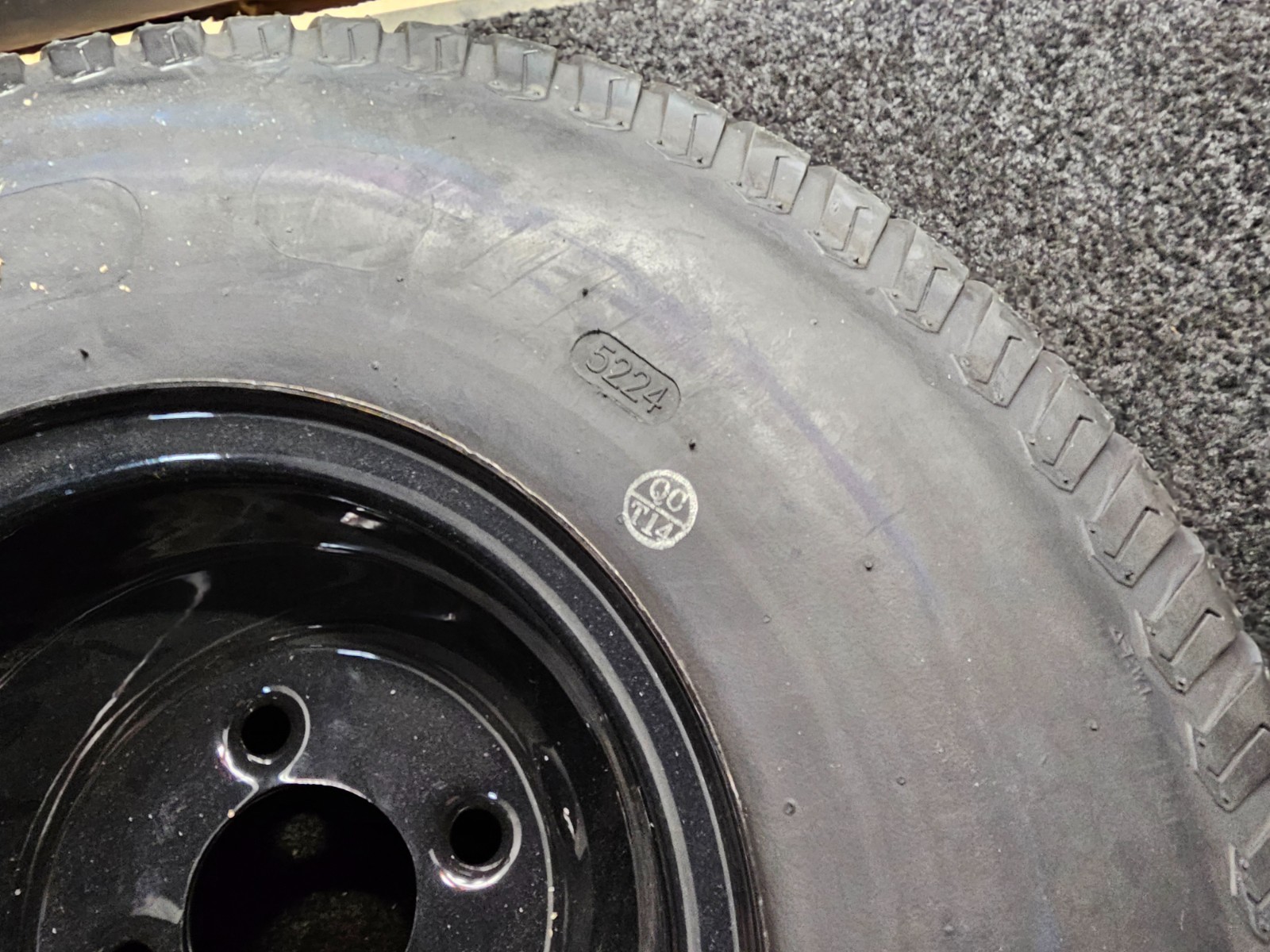 (QTY 2) Hoosier 20x8-8 4 Ply Tubeless Lawn & Garden Tire & Wheel Assembly P332