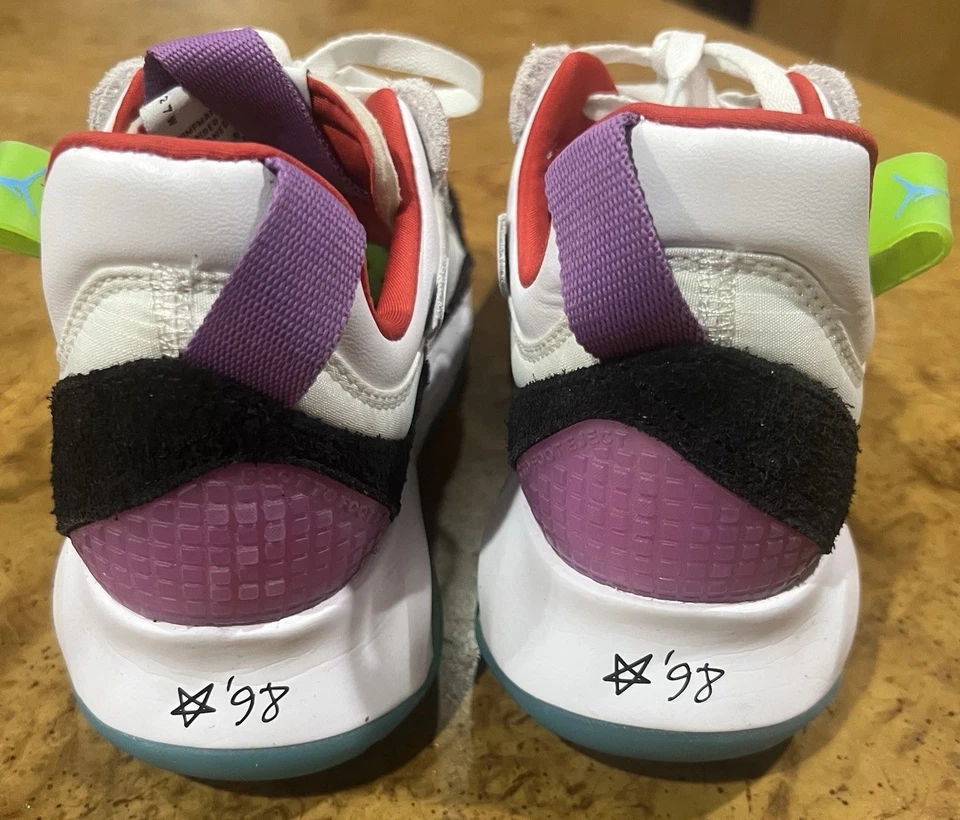 Nike Air Jordan MA2 Gran Regalo CW5992-100 Mujer’s Talla 7 ¡Excelente!! Foto 4 de 4