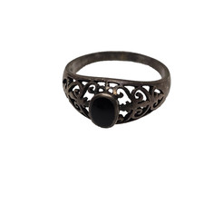 Vintage Sterling Silver 925 Black Onyx Ring Filigree Scrollwork Design Size 8